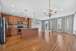 59 Meadow View Dr, Middletown, NY 10940 - Photo 4