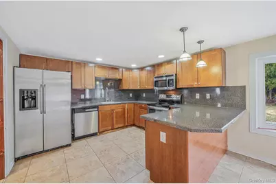 56 Matsunaye Drive, Medford, NY 11763 - Photo 6