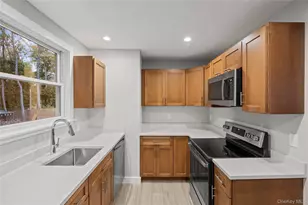 122 Liberty Ave, Port Jefferson, NY 11777 - Photo 10