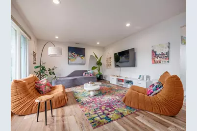 2400 Aldrich Lane, Laurel, NY 11948 - Photo 6