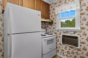 107 Rose Dr, East Meadow, NY 11554 - Photo 12