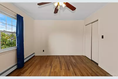 107 Rose Drive, East Meadow, NY 11554 - Photo 10