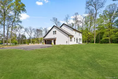 45 Maple Hill Drive, Millbrook, NY 12545 - Photo 32