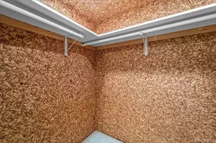 96 Holland Ave, Floral Park, NY 11001 - Photo 14