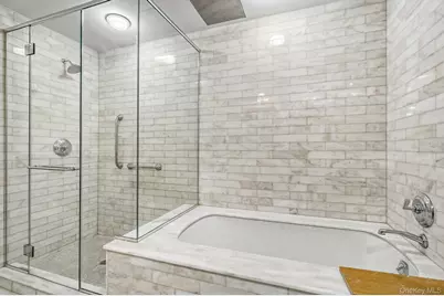 1 Renaissance Square #11G, White Plains, NY 10601 - Photo 22