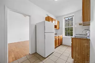 71-11 68th St, Ridgewood, NY 11385 - Photo 12