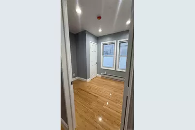 116-45 195 Street, Saint Albans, NY 11412 - Photo 10