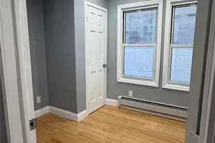 116-45 195th St, Saint Albans, NY 11412 - Photo 10