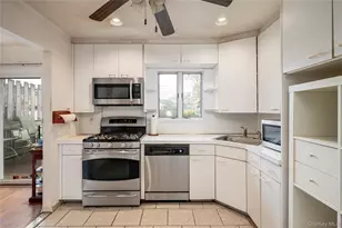 68 Myles Ave, Levittown, NY 11756 - Photo 8