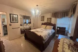 62 12th Ave, Mineola, NY 11501 - Photo 12