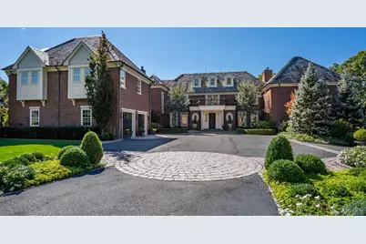 18 Gwynne Road, Melville, NY 11747 - Photo 1