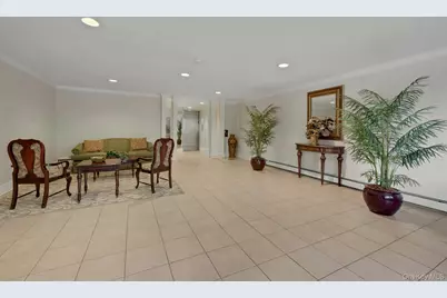 4 Consulate Drive #1B, Tuckahoe, NY 10707 - Photo 6