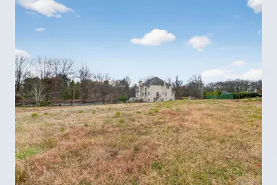 120 E Willow Tree Road, Spring Valley, NY 10977 - Photo 44