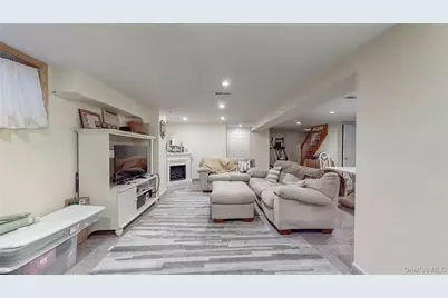 145-45 4th Avenue, Whitestone, NY 11357 - Photo 24