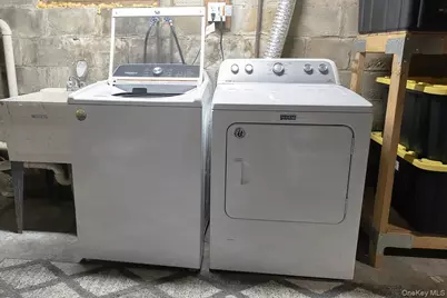 471 Windsor Place, Oceanside, NY 11572 - Photo 18