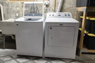 471 Windsor Pl, Oceanside, NY 11572 - Photo 18