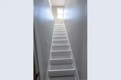 471 Windsor Place, Oceanside, NY 11572 - Photo 20