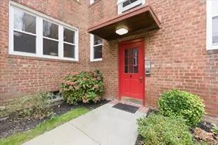 275 Maple Ave, Rockville Centre, NY 11570 - Photo 14