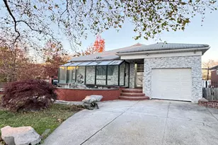 50-03 Horatio Pkwy, Oakland Gardens, NY 11364 - Photo 2