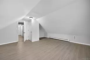 552 Old Country Rd, Plainview, NY 11803 - Photo 18