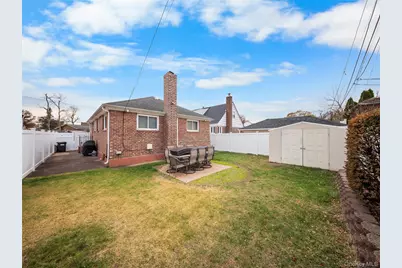 16407 27th Avenue, Flushing, NY 11354 - Photo 22