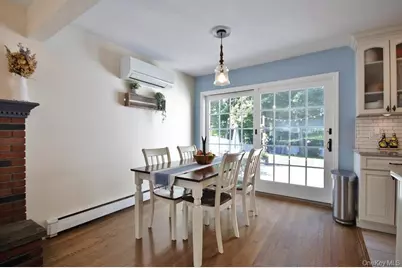 325 County Center Road, White Plains, NY 10603 - Photo 6