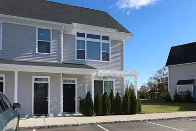 209 Breton Way, Glen Cove, NY 11542 - Photo 2