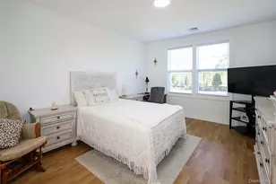 209 Breton Wy, Glen Cove, NY 11542 - Photo 18