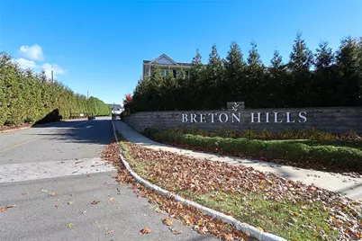 209 Breton Way, Glen Cove, NY 11542 - Photo 4