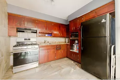 8754 110th Street, Richmond Hill, NY 11418 - Photo 18