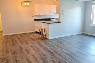 3 Osage Ct, Coram, NY 11727 - Photo 2