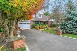 41 S 4th St, Locust Valley, NY 11560 - Photo 34