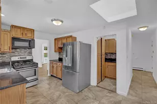 415 Pond Path, East Setauket, NY 11733 - Photo 10