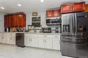 327 N 7th Ave, Mount Vernon, NY 10550 - Photo 8