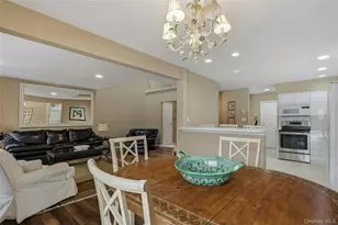 85 Woodlake Dr W, Woodbury, NY 11797 - Photo 18