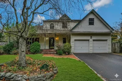 124 Fleets Cove Road, Huntington, NY 11743 - Photo 2