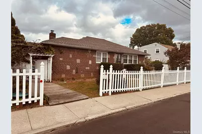 100 Memphis Avenue, Floral Park, NY 11001 - Photo 2