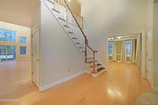 121 Millcreek Ct, Milford, PA 18337 - Photo 4