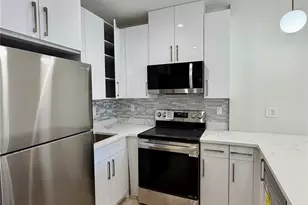 40-09 29th St, Long Island City, NY 11101 - Photo 4