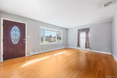 317 Lattintown Road, Marlboro, NY 12542 - Photo 4