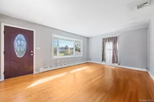 317 Lattintown Rd, Marlboro, NY 12542 - Photo 4