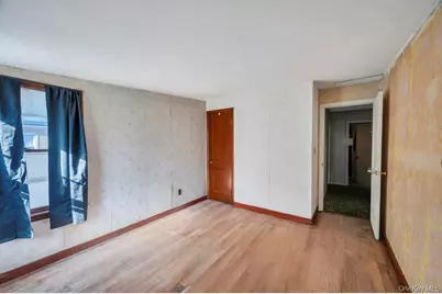 14 Weichers Street, Ronkonkoma, NY 11779 - Photo 16