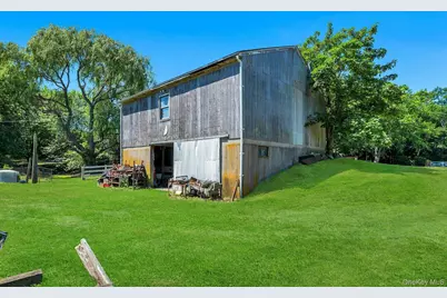 1760 Albertson Lane, Greenport, NY 11944 - Photo 26