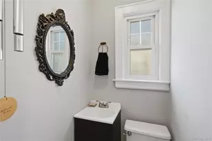 115 Wicks Ln, Malverne, NY 11565 - Photo 24