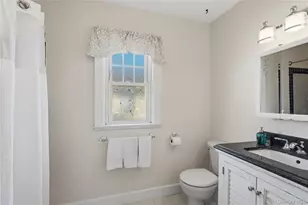 115 Wicks Ln, Malverne, NY 11565 - Photo 28