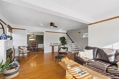 115 Wicks Lane, Malverne, NY 11565 - Photo 12