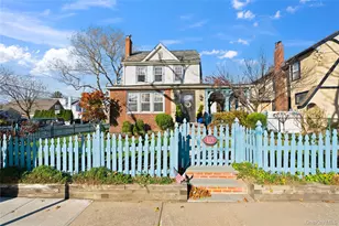 115 Wicks Ln, Malverne, NY 11565 - Photo 2