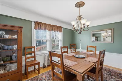 115 Wicks Lane, Malverne, NY 11565 - Photo 14