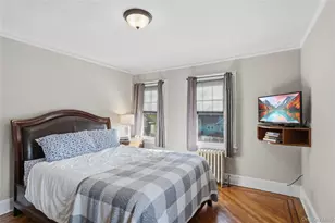 115 Wicks Ln, Malverne, NY 11565 - Photo 26