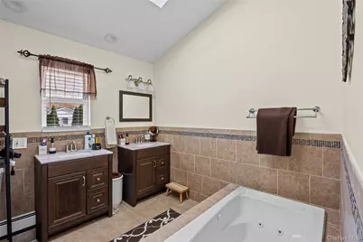 37 Lakeside Avenue, Lake Grove, NY 11755 - Photo 24